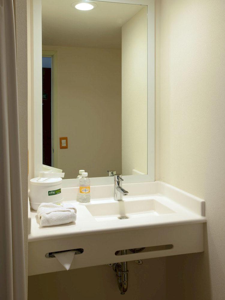 צ'יוואווה Hotel Tecnologico Norte מראה חיצוני תמונה
